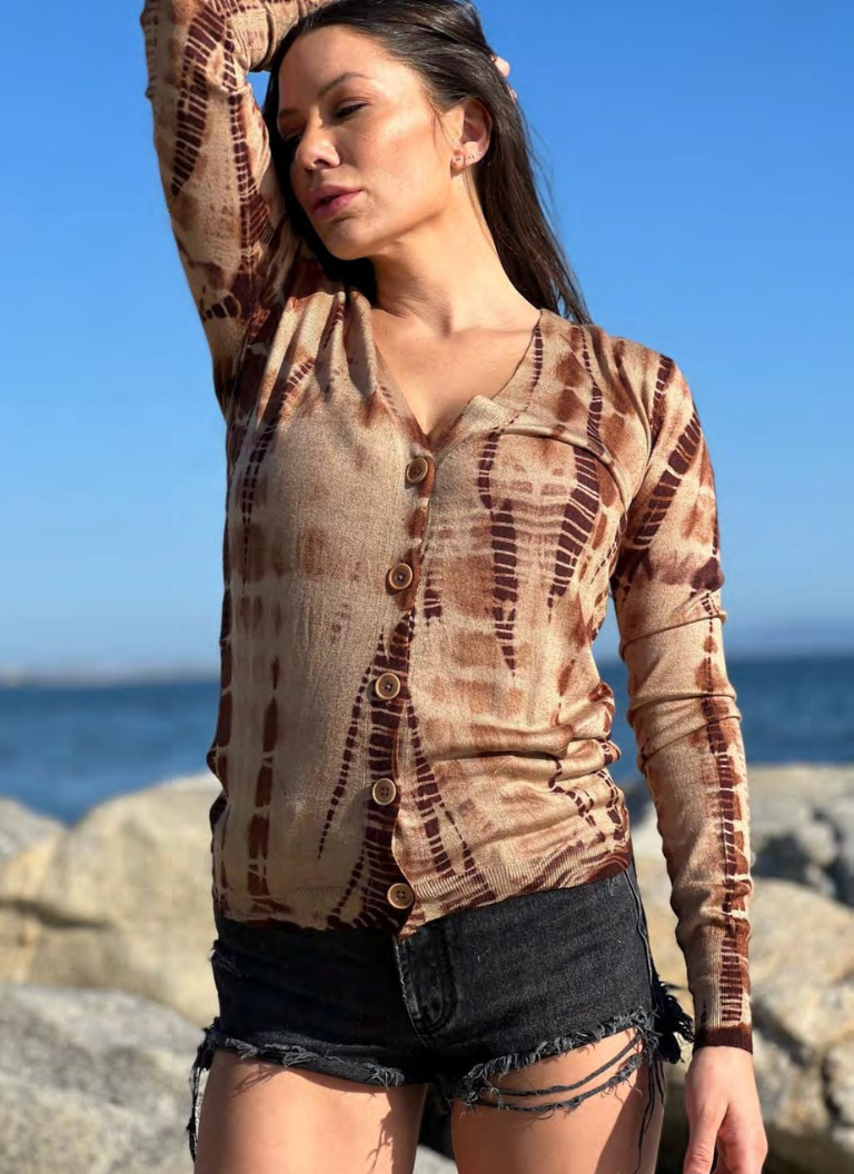 V-Neck Cardigan Kina