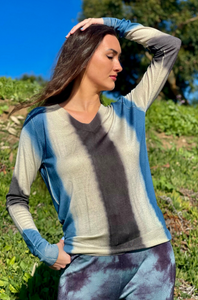 V- Neck Pullover Amara